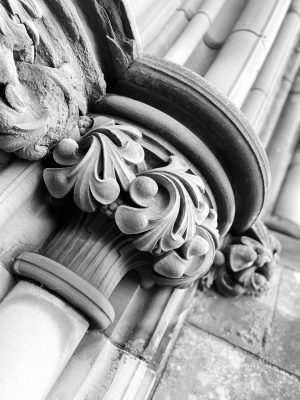 Black and White Image of gothic style pillar top