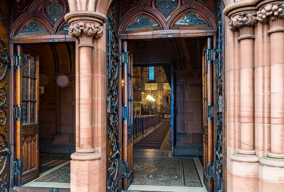 front doors of coats memorial church